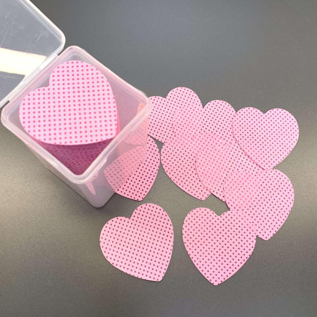 Why You’ll Love the 200 pcs Heart Shape Lint-Free Wipes for Nails or Lashes